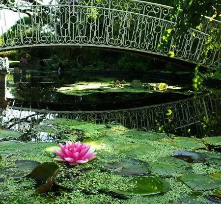 Prázdninový dům Charmes De Velupont With Wellness