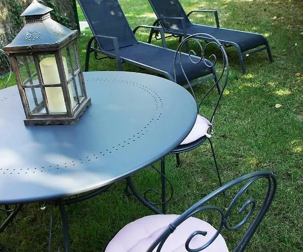 Charmes De Velupont With Wellness בית נופש